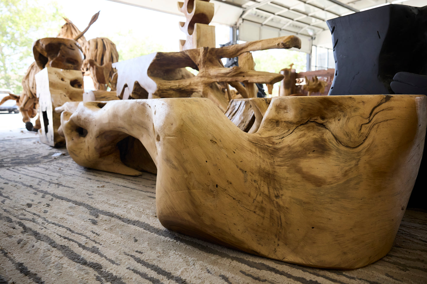 SUAR COFFEE TABLE ORGANIC PU FINISH
