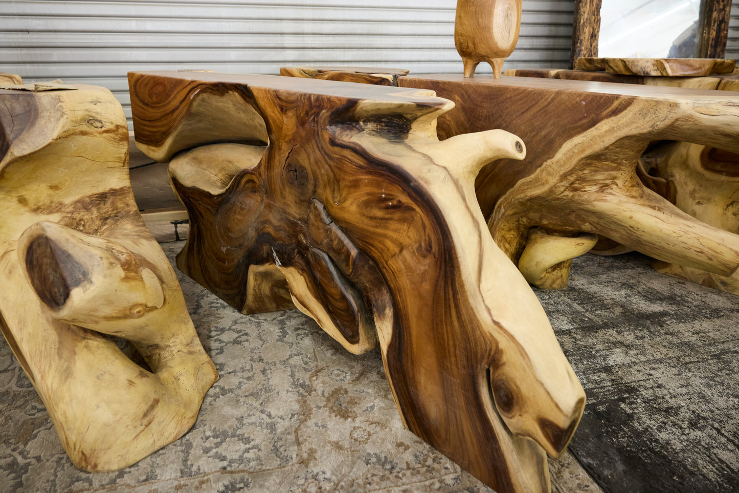 SUAR MEDIUM CONSOLE