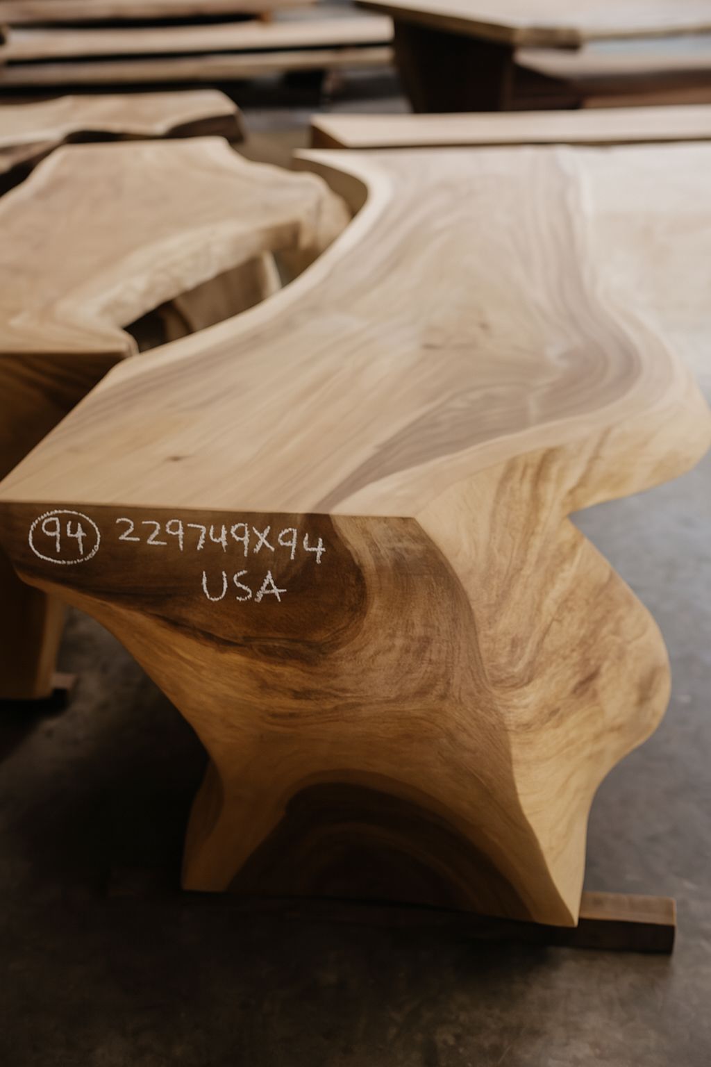 SUAR L TABLE ADD ORDER USA