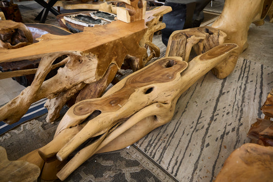 SUAR COFFEE TABLE ORGANIC PU FINISH