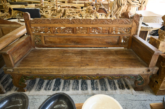 OLD BENCH KARWING WITH CUSSIN