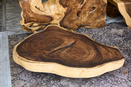 SUAR COFFEE TABLE WOODEN LEGS PU FINISH